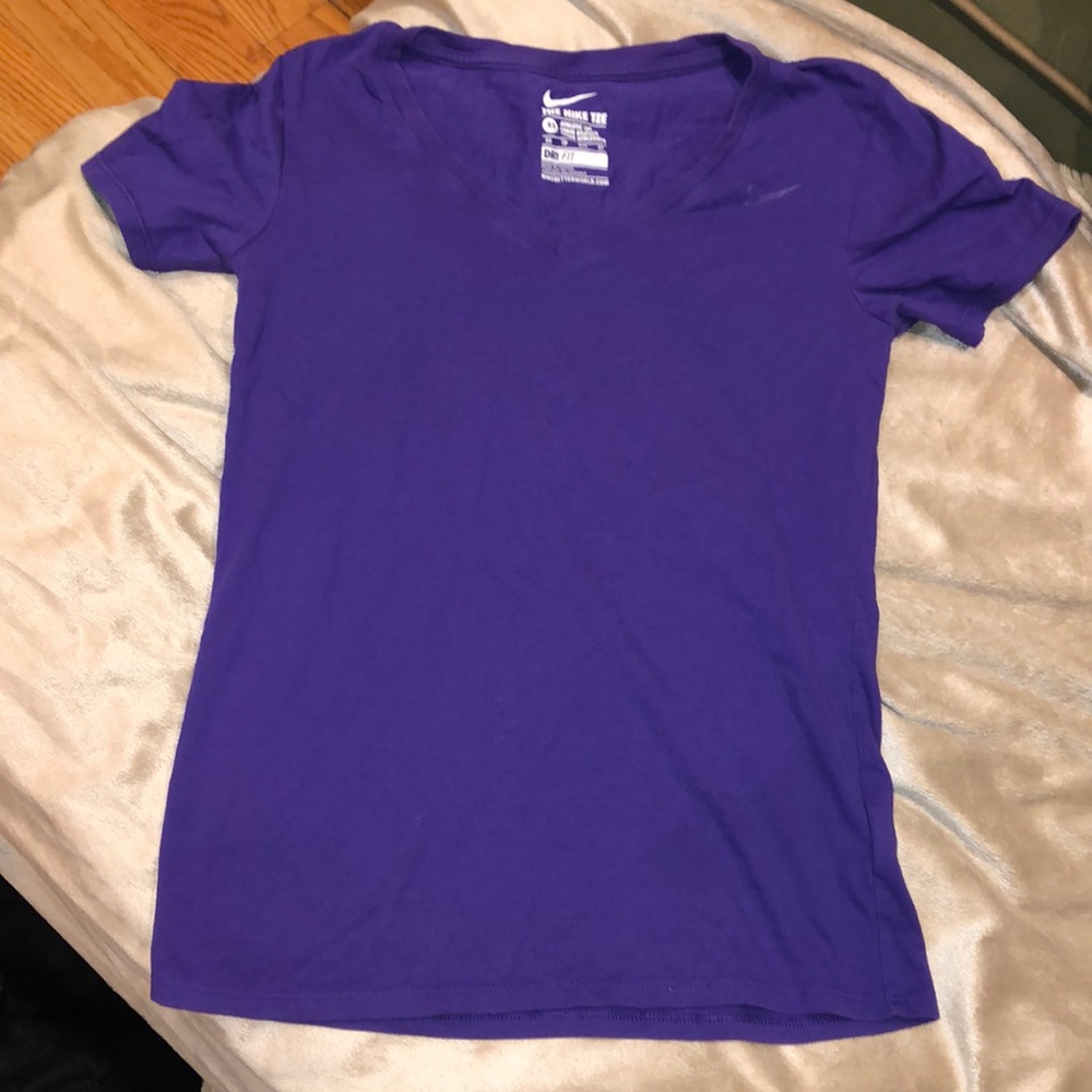 Nike dri fit short sleeve fitted t shirt